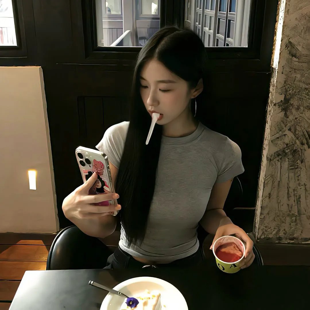 小心身后